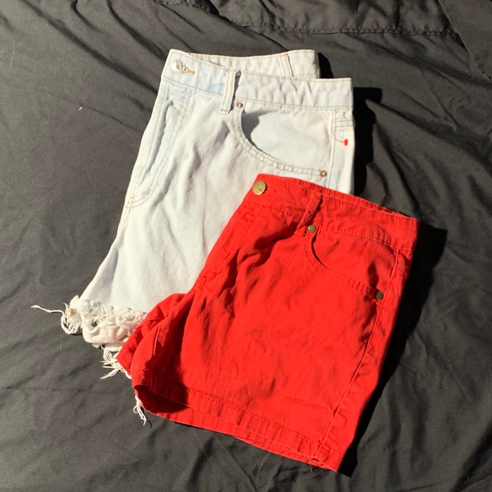 Lot of 2 Pairs Women’s Shorts Faded Glory & wild fable Size 14